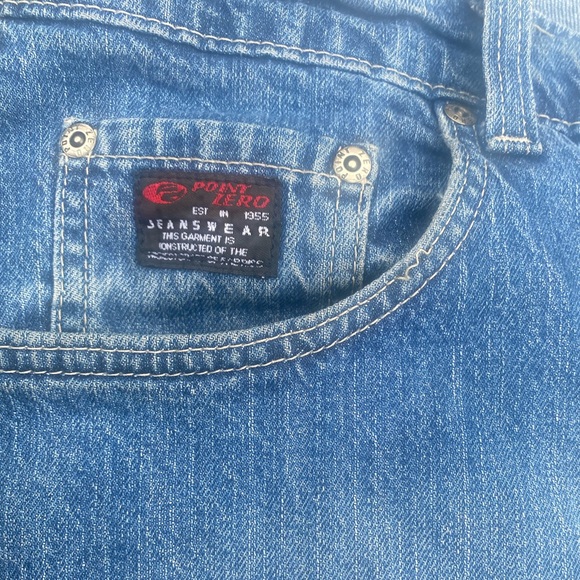 Point Zero 34x40 Embroidered denim - Picture 2 of 4